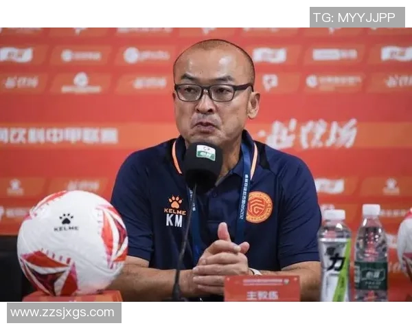 重庆篮球队技术争议引发热议球迷与专家观点碰撞激烈