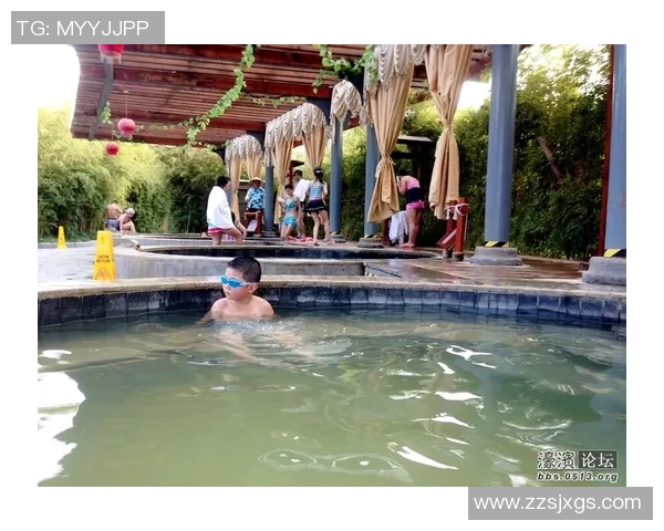 温泉与泳装的完美融合体验，畅享舒适与美丽的极致之旅