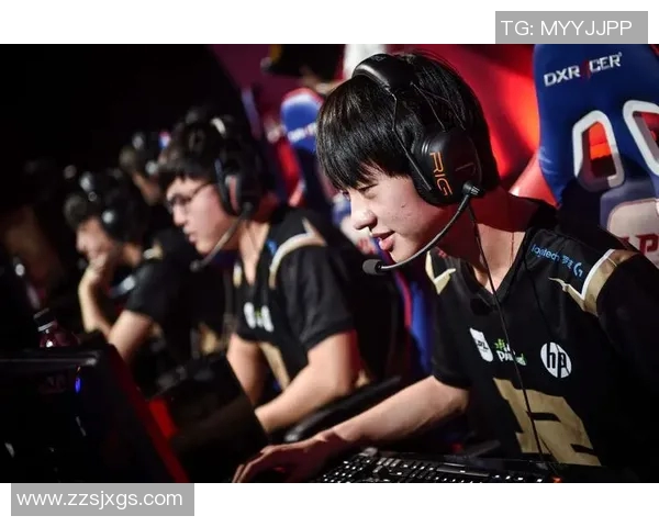 RNG战队在英雄联盟赛场上的经验变革与战术创新探讨