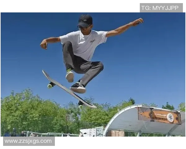 西安滑板队勇闯极限运动世界杯展现逆袭精神与团队风采